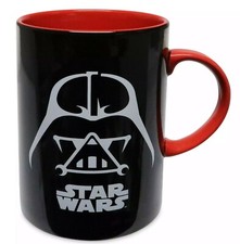 Taza Disney Darth Vader JUMBO - Star Wars tiene capacidad para 48 oz. ¡De tu bebida favorita!