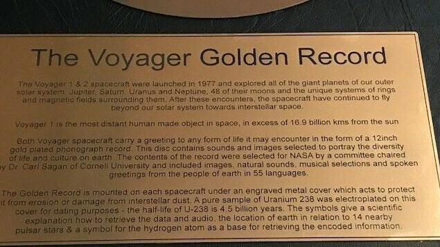 NASA VOYAGER GOLDEN Record + Pioneer plaque with explanation plaques - Image 3 of 4