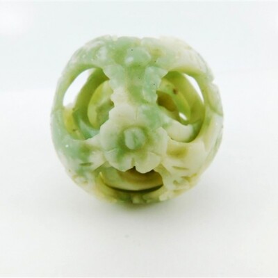 翡翠マジックボール 7/2296 Hand Carved Splendiferous Chinese Triple Carved Jade Magic