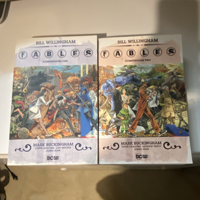 Fables Compendium 1-2 Trade Paperback Set Bill Willingham Mark Buckingham DC