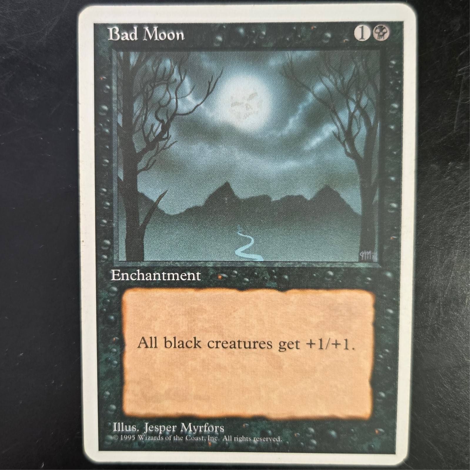 MTG Bad Moon 4th Edition 4ED Rare Black Enchantment Black Creatures Get +1/+1 LP