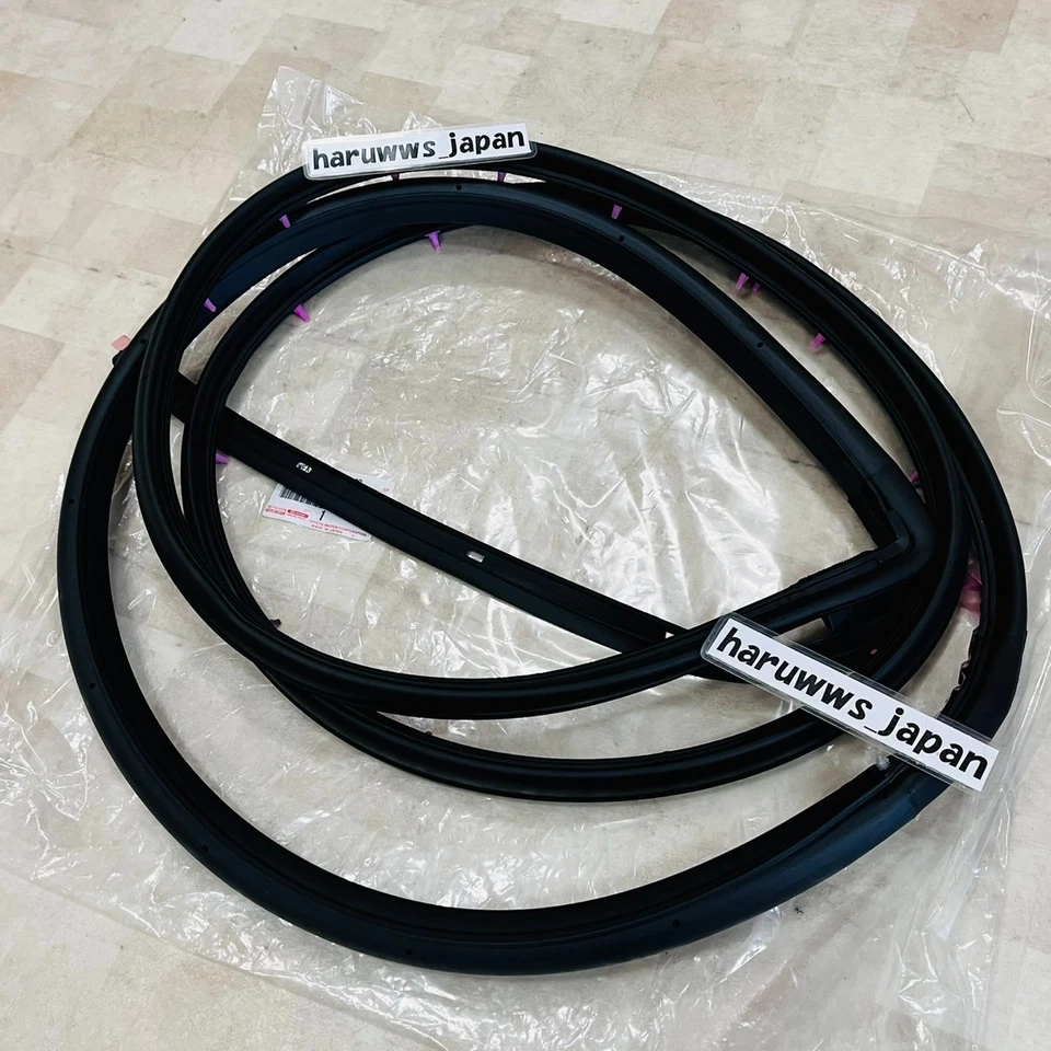 Juego de impermeabiliza puerta trasera derecha derecha derecha genuina Toyota 97-05 Aristo Lexus GS300/400/430 Foto 3 de 4