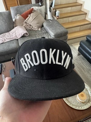 New Era 59FIFTY Brooklyn Nets NBA Casquette baseball noire taille 7 1/4 - Photo 1/4