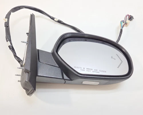 OEM 2009-14 GMC Chevy Tahoe Yukon Right Side Mirror /Blind Spot 20756774