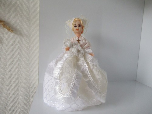 (N°18) ANCIENNE POUPEE
