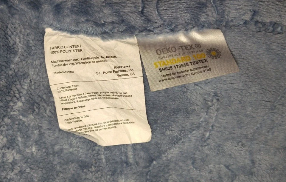 Manta de bebé dinosaurio en relieve azul oscuro SL Home Fashions felpa suave RN: 119741 Foto 2 de 3