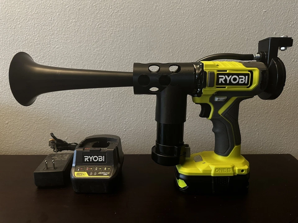 Pistola de buzina de ar Ryobi. NOVA VERSÃO PRETA! +bateria + carregador! - Imagem 3 de 4