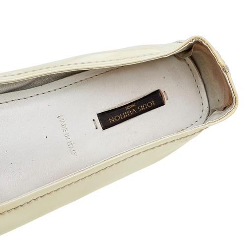 Louis Vuitton Cream Patent Leather Oxford Ballet Flats Size 39.5 - Picture 7 of 8