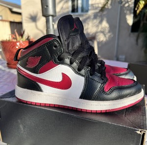 jordan 1 maroon toe