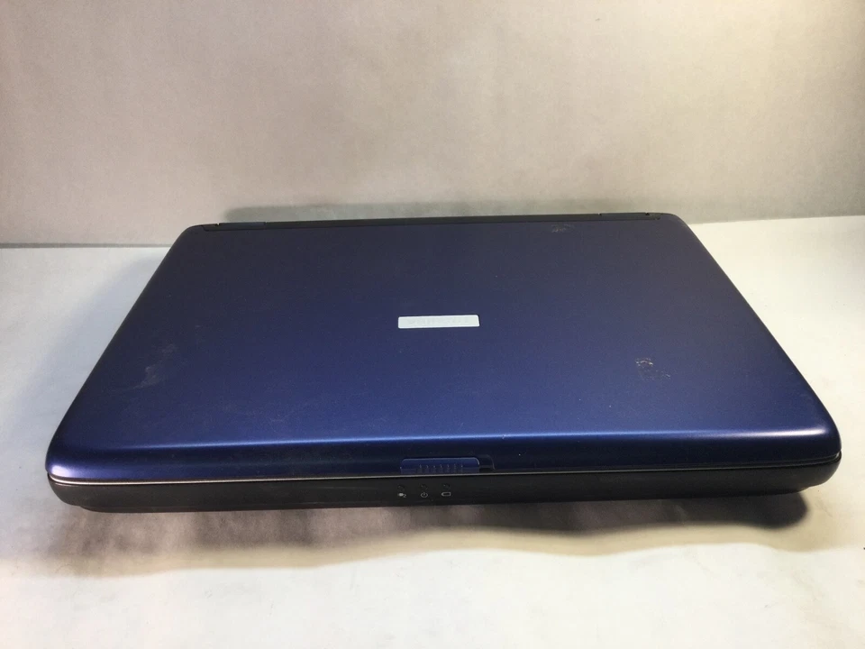 Toshiba Satellite A75-S206 15" Laptop Intel Pentium 4 -BOOTS TO BIOS -MZ - Image 2 of 4