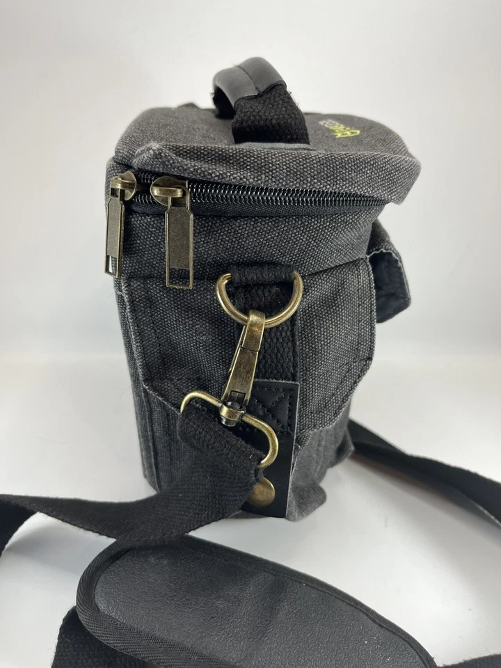 Evecase Camera Bag Travel Canvas 8x8x4 EUC - Image 4 of 4