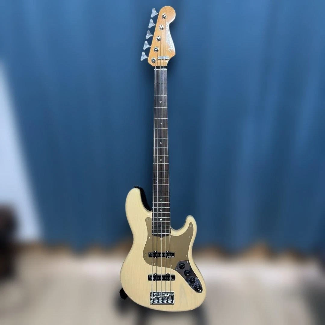 Fender Jazz Bass Deluxe V for sale - eBay
