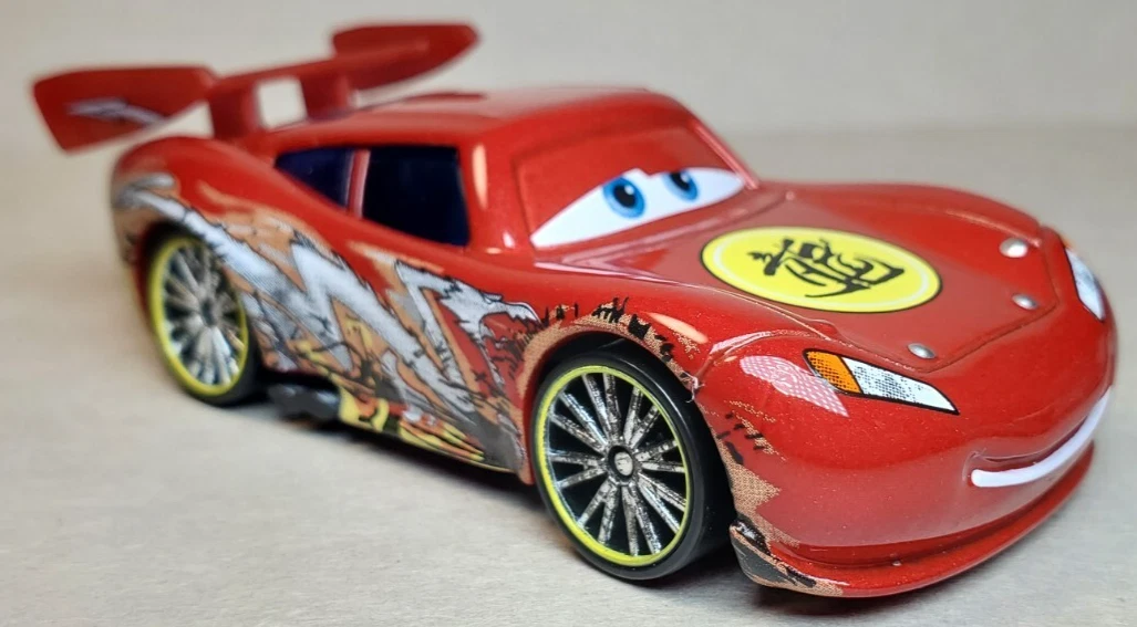 ※takaaki※ Lightning McQueen＋タブレット Disney Pixar Cars Toons Tokyo Mater Dragon Lightning McQueen