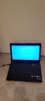 Medion Akoya X6816 Md97888- Core i7 -750GB HDD- Laptop Notebook Gaming