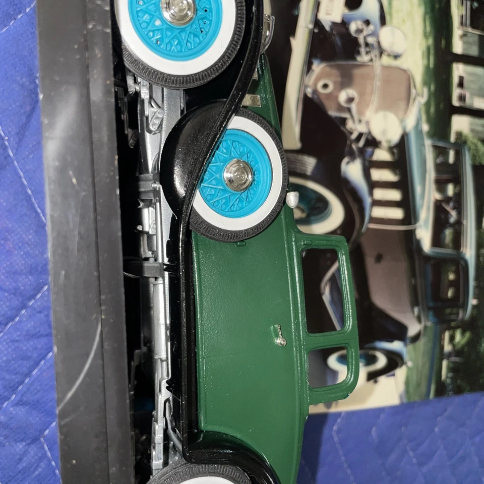 Die Cast ERTL…32 Chevrolet Cabriolet - Image 3 of 4