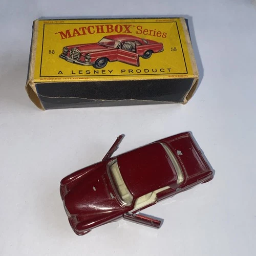 MATCHBOX LESNEY 1-75 SERIES No 53b MERCEDES BENZ 220SE COUPE MAROON CAR BOXED