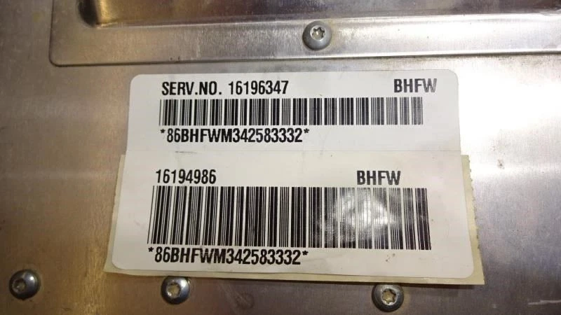 Engine ECM 4.9L ID: 16196347 Fits 94-95 DEVILLE 272811 Foto 4 de 4