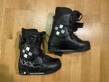 Schwarze Snowboardstiefel Gr. 37,5