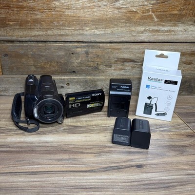 Sony Handycam HDR-SR11 Digital Camcorder Video Camera 10.2MP Tested Charger Read