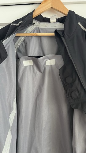 B'TWIN (Decathlon) men's ultralight waterproof cycling jacket. Size XL.Excellent - Picture 7 of 15