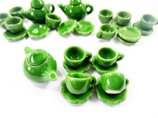 Dollhouse Miniature Ceramic 4/9 Green Teapot Cup Saucer Scallop Plate S 4421