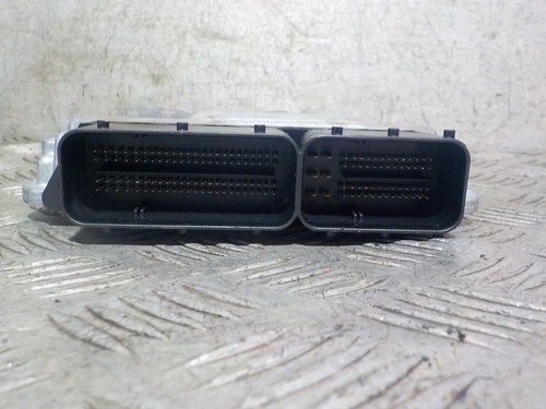 BMW 1 3 E SERIE N47N N47D20C 2009-2012 MOTORSTEUERGERÄT 8512043 - Bild 3 von 4