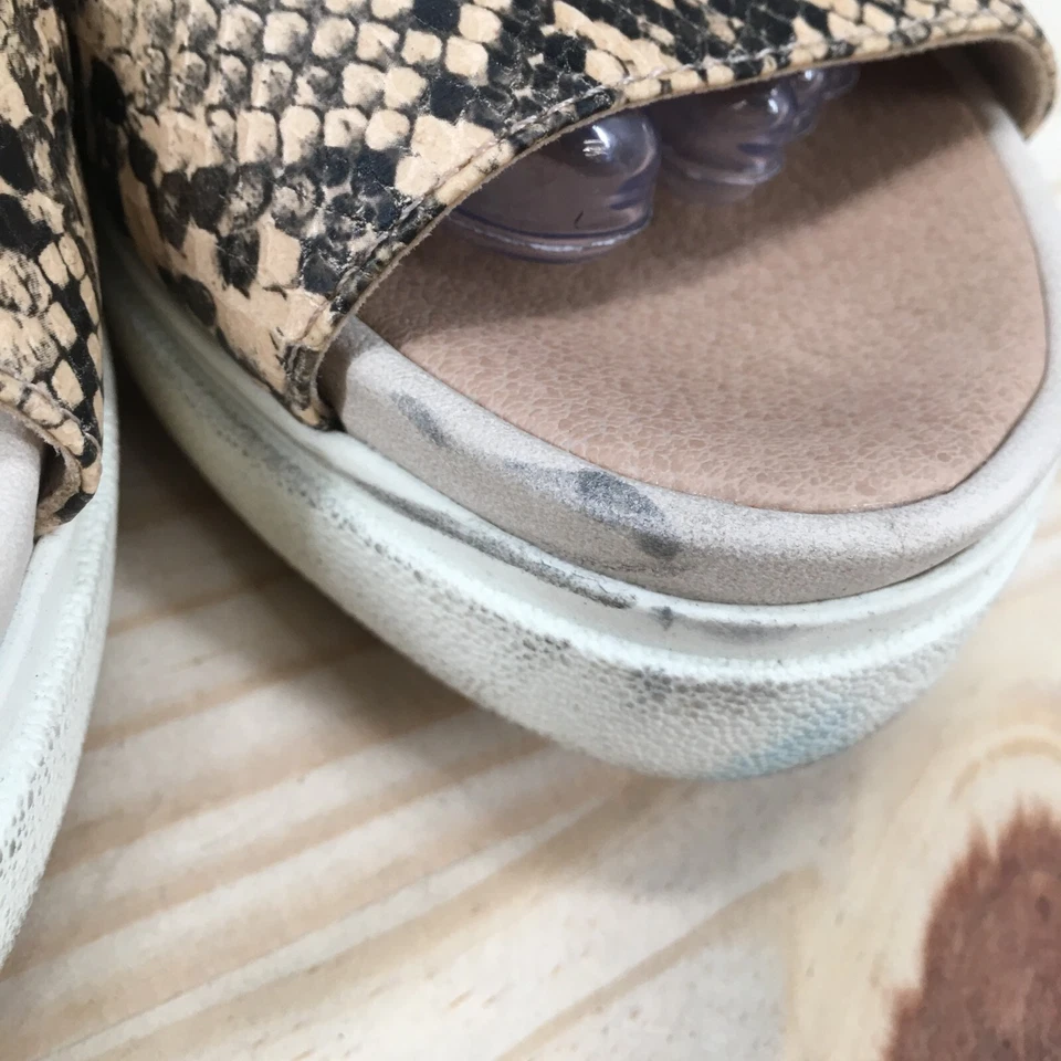 Sandálias femininas Dr Scholls 8,5 M Say What Wedge D Orsay alça de tornozelo couro bege - Imagem 3 de 4