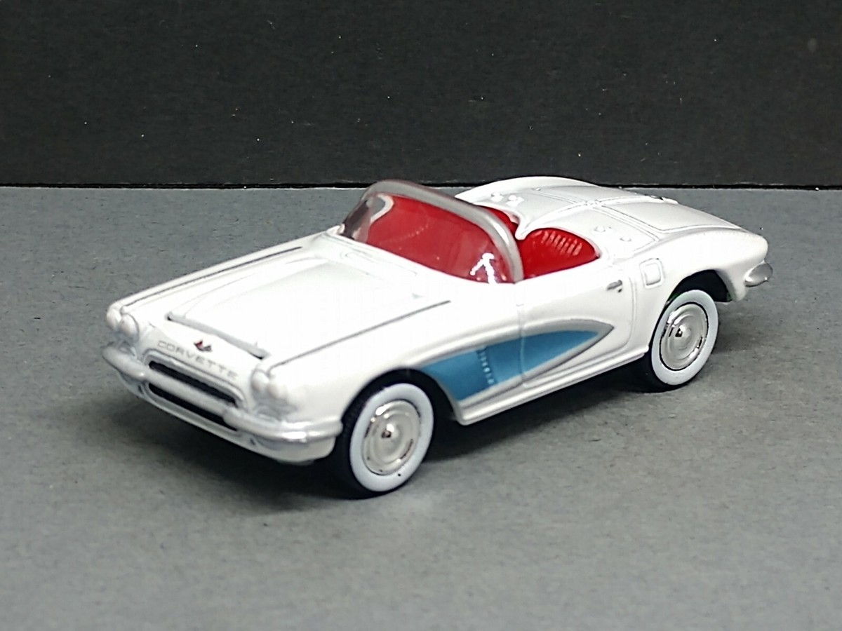 ミニカー GreenLight 1961 Chevrolet Corvette 1/64 1961 '61 CHEVROLET CONVERTIBLE CORVETTE 1/64 LIMITED EDITION