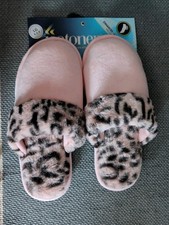 Isotoner Enhanced Heel Cushion Slippers Evening Sand LG 8.5-9 Pink Leopard