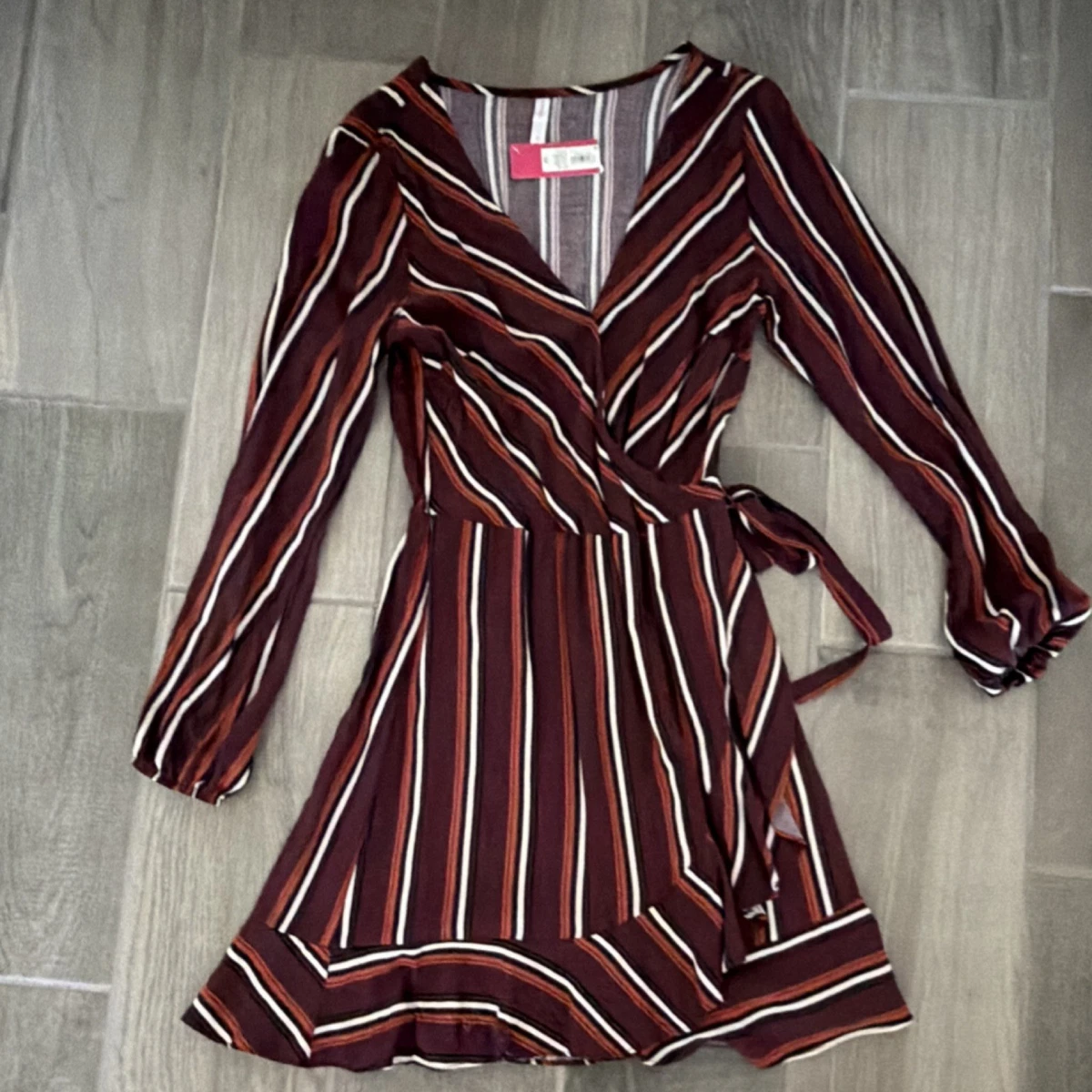 women red dress long sleeve Coraline Red Long Sleeve Maxi Dress - US 12