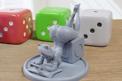 DIGITAL DARK PIN-UPS Gamer Girl with Handheld Console - Sexy Pin-Up Fan Art - 3D Printed Miniature Fi