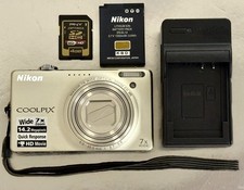  Read Nikon COOLPIX S6000 Silver Digital Camera 14.2MP 7x Zoom -Japan W/Extras 