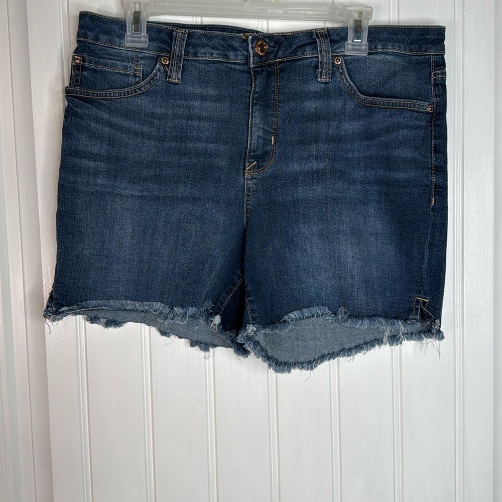 Denim Weekend Shorts Size 12 Dark Wash Stretch