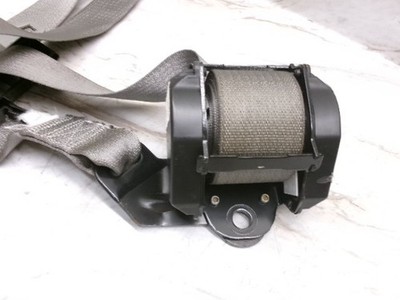 19260281 03 to 11 Chevy Express Savana 2500 Right Front Seatbelt