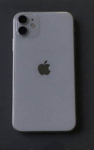 Apple iPhone 11 A2221 - 128GB - Weiß (Ohne Simlock) (Dual-SIM)