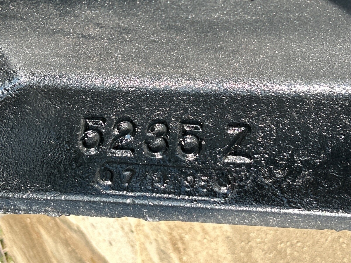 EJIW EAST JORDAN IRON WORKS 5235Z CATCH BASIN INLET FRAME USA 23-7