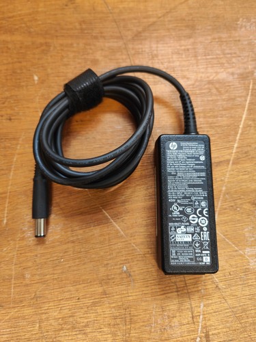 ORIGINAL ORIGINAL MARKEN HP HSTNN-DA40 19,5V 2,31A 45W Laptop Ladegerät ohne Stecker