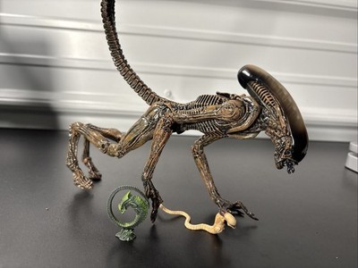 Alien 3 Dog Alien Ultimate Xenomorph Warrior 7'' Action Figure Collection