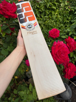 SS TON Players 5000 Cricketschläger kurzer Griff 2 Pfund 10 Unzen