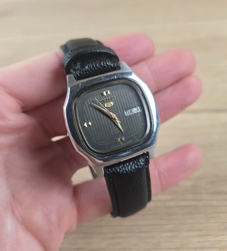 Seiko 5 Mens Watch 7019-5500R TV Dial Day Date Automatic 35mm Vintage Working