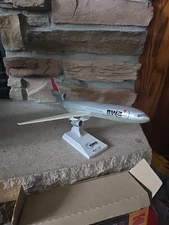 sky marks NWA Northwest Airline DC-10 1/200 scale 