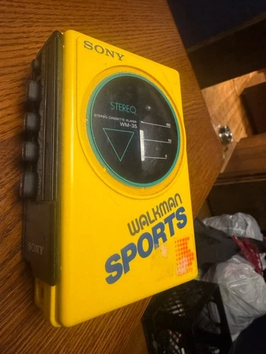 Vintage Retro Sony WM-35 Walkman Sports cassette player TESTED working order