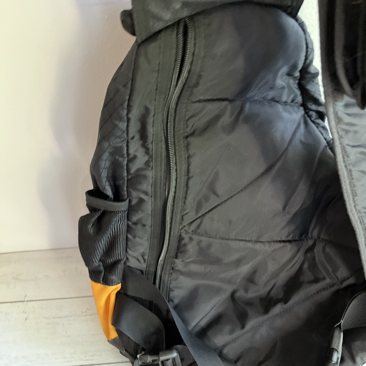 OAKLEY Sandbag Sling Backpack Tactical Bag Black yellow OAKLEY Sandbag Sling Backpack Tactical Bag Black yellow
