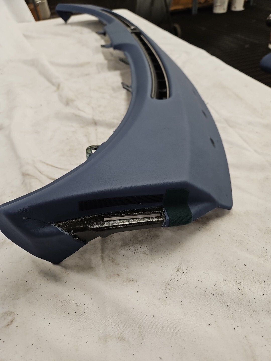BENTLEY shaped part (leather cover) PART NUMBER#3-WO857192A