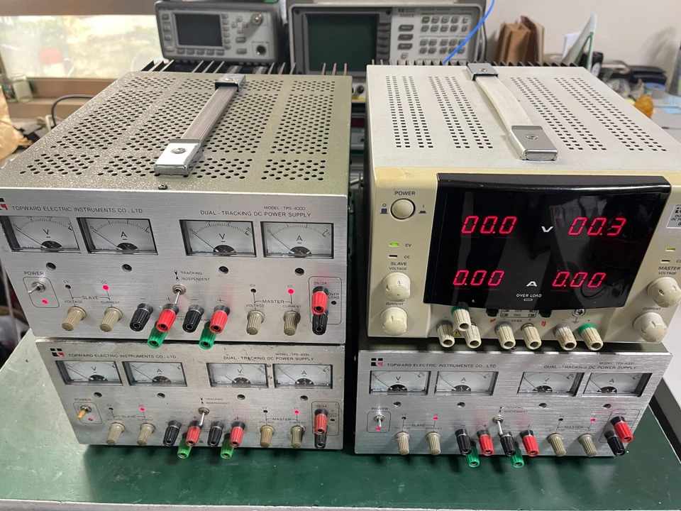 Toward 6303D , TPS-4000 Dual Tracking DC Power Supply - Image 2 of 4