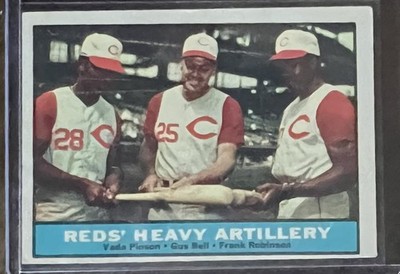 1961 Topps - Frank Robinson, Vada Pinson, Gus Bell #25