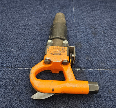 Michigan Pneumatic CH3R Hammer Chipping STL Handle 3'' Stroke 269835 RB4807