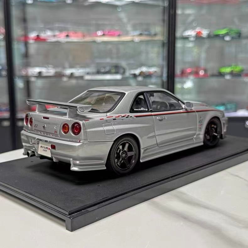 SUPER RARE* Autoart 1/18 Nissan Skyline GT-R R34 NISMO Z Tune