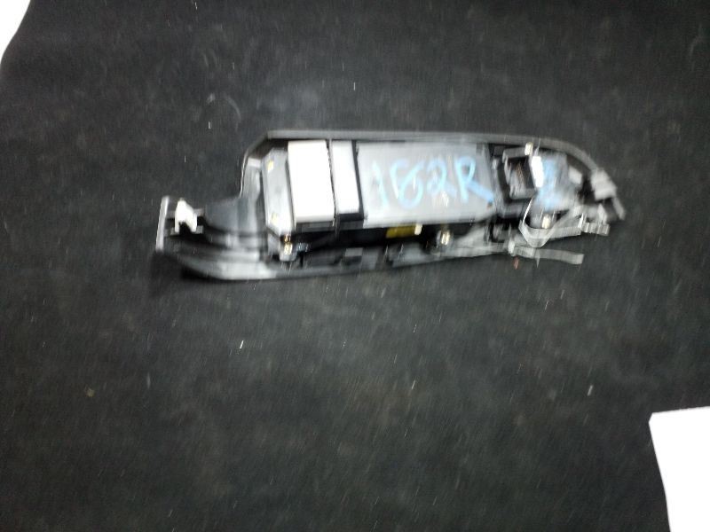 Foto 2 di 12