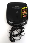 AIWA FM/ AM COMPACT DISC PLAYER XP-R650 EARPHONES WORKING NEEDS 2 X AA BATTERIES